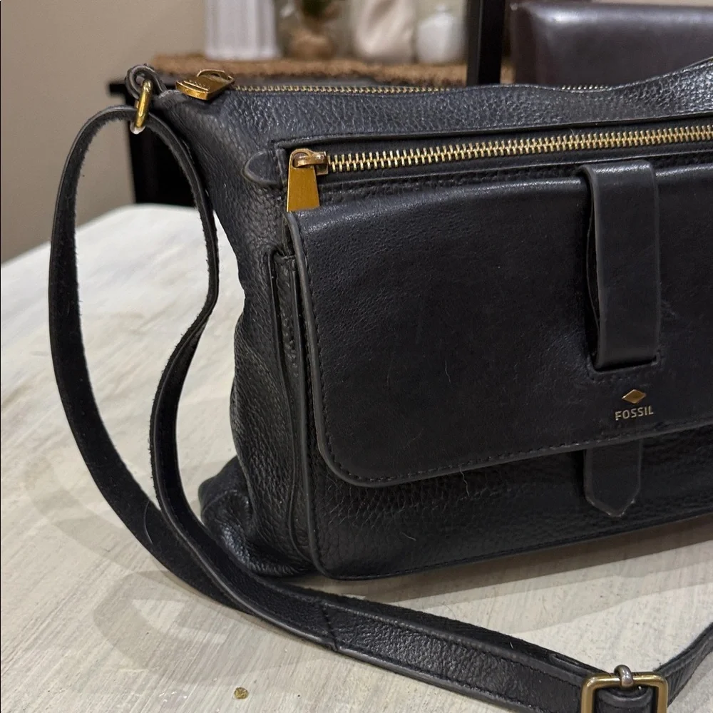 Fossil Black Leather Messenger Bag with Gold Hardware Accents